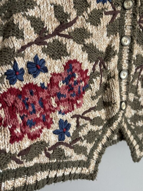 Liz Wear Sweater Vest Floral Medium Grandma Cottage Cable Knit Tan Pink Green - Picture 3 of 9